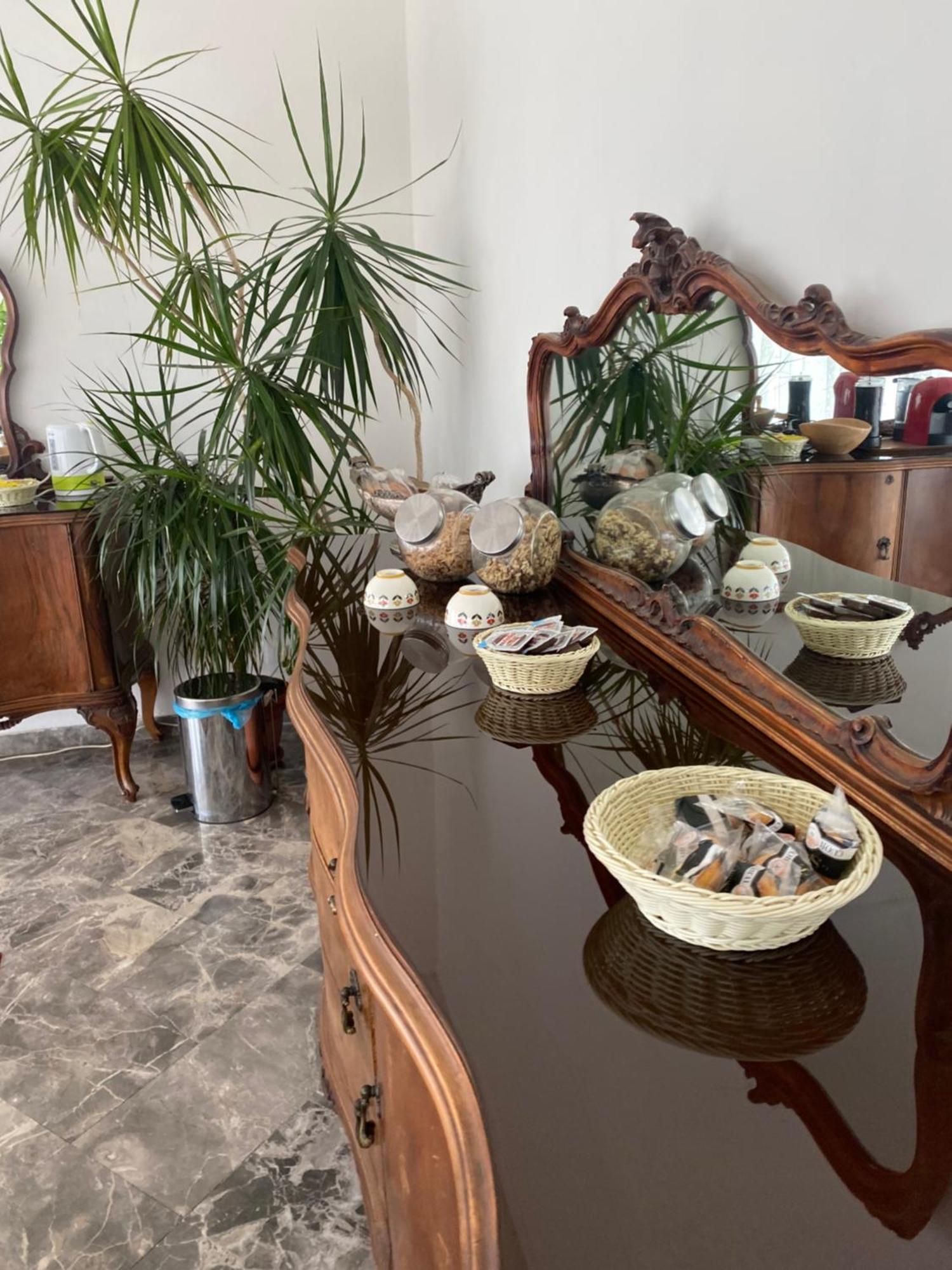 B&B Del Viaggiatore Sarzana Eksteriør billede