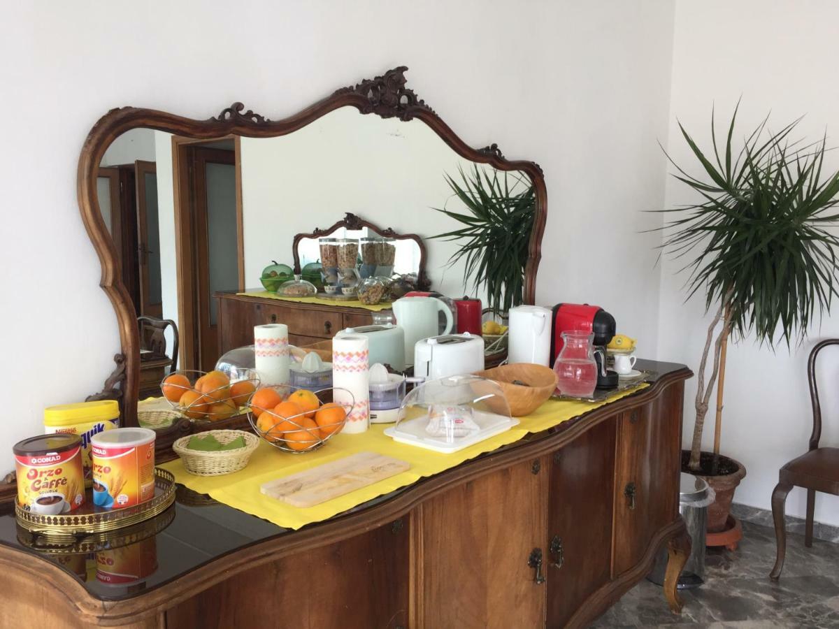 B&B Del Viaggiatore Sarzana Eksteriør billede